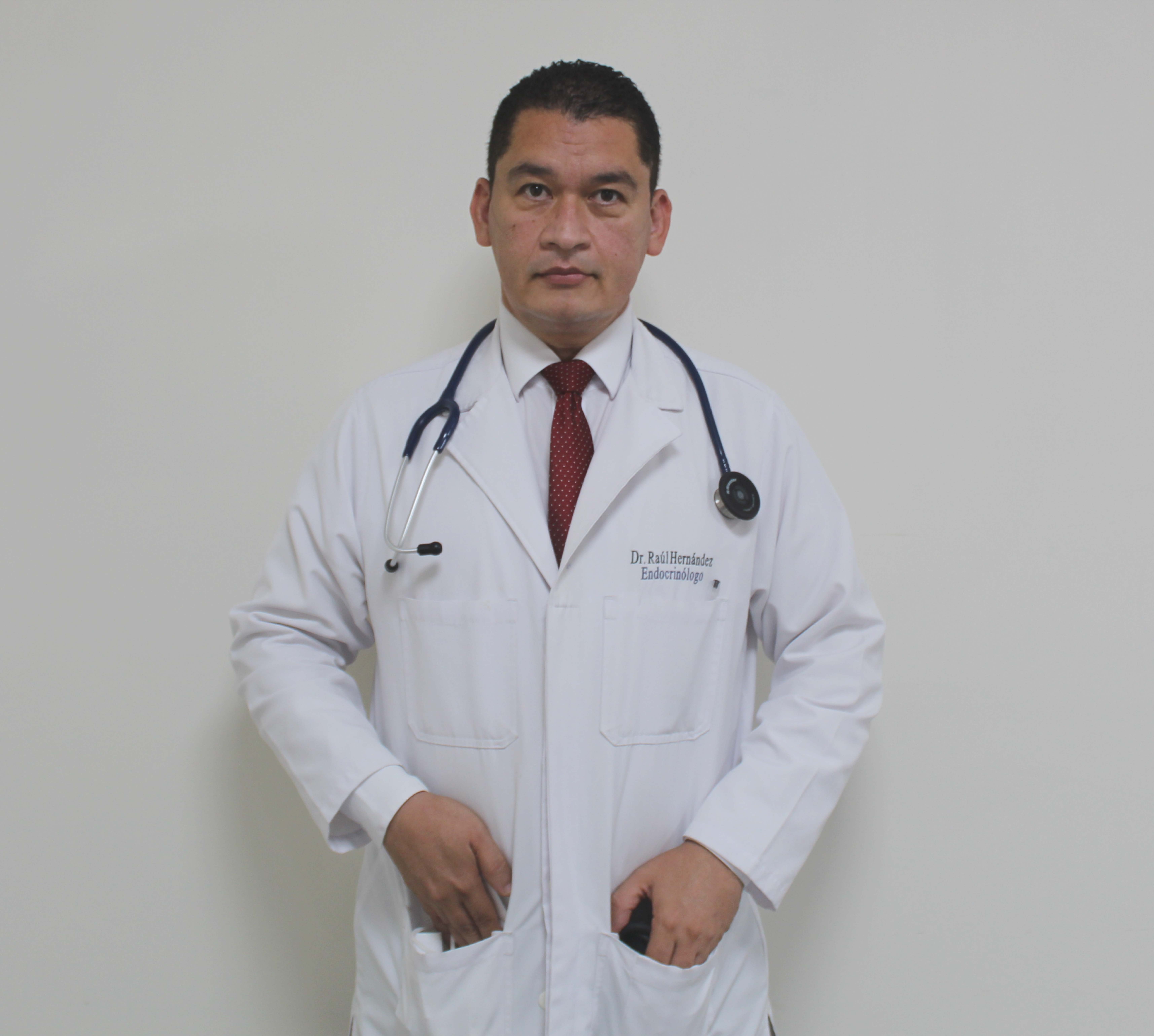Dr. Raúl